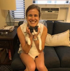 Meet your Posher, Laura